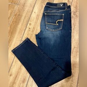 American Eagle Super Stretch Skinny Jeans, size 10 regular.